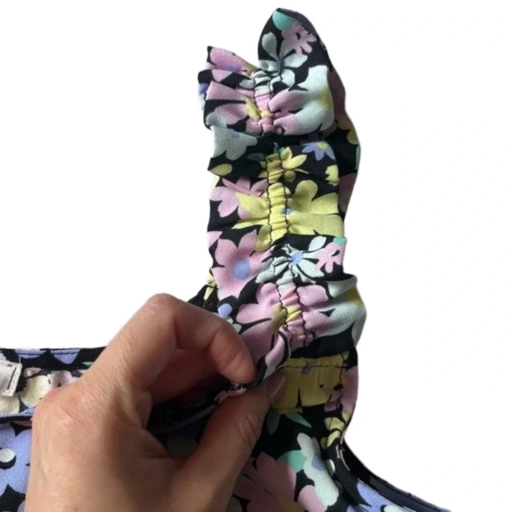 Mine Feeling Like Floral Shift Top Women’s Size Medium